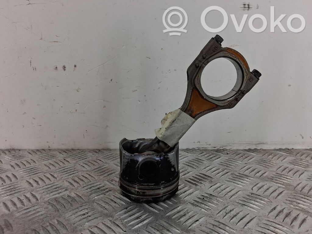 Pistón   0687776302