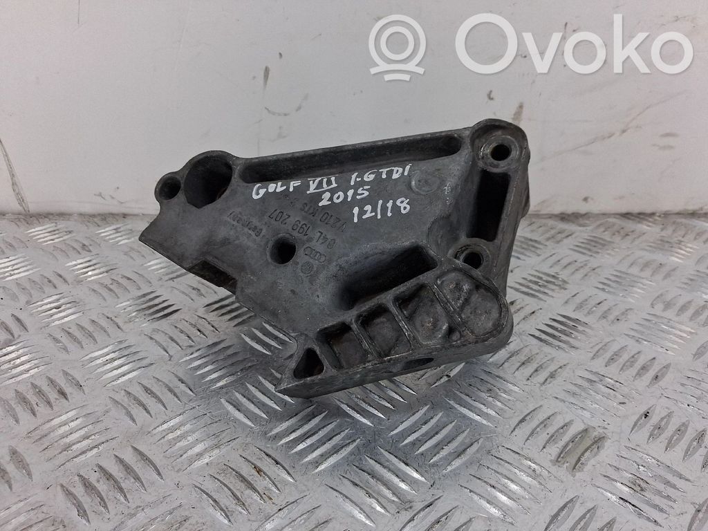 Volkswagen Golf VII Soporte de montaje del motor