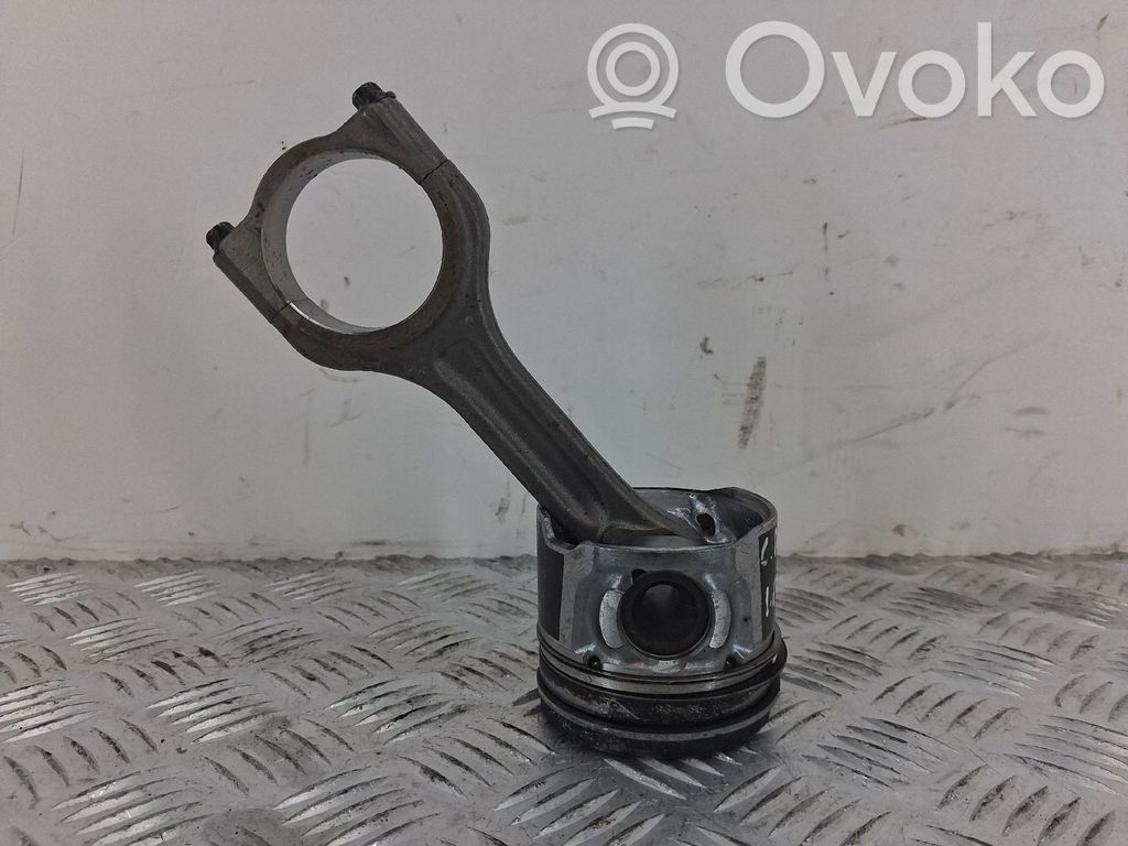 Piston