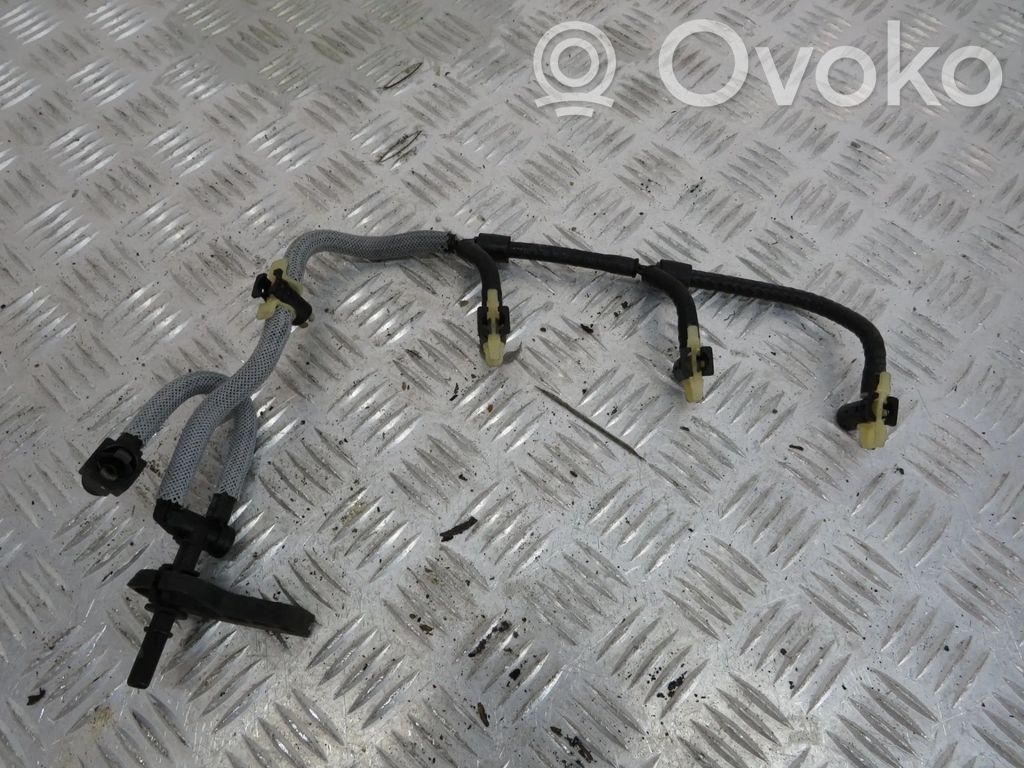 Renault Master III Tubo para rellenar aceite 