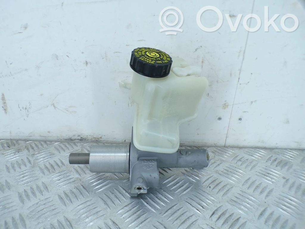 Główny cylinder hamulca   A2044300002