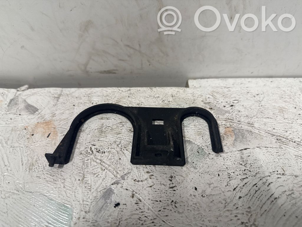 BMW 5 E34 Other engine bay part 