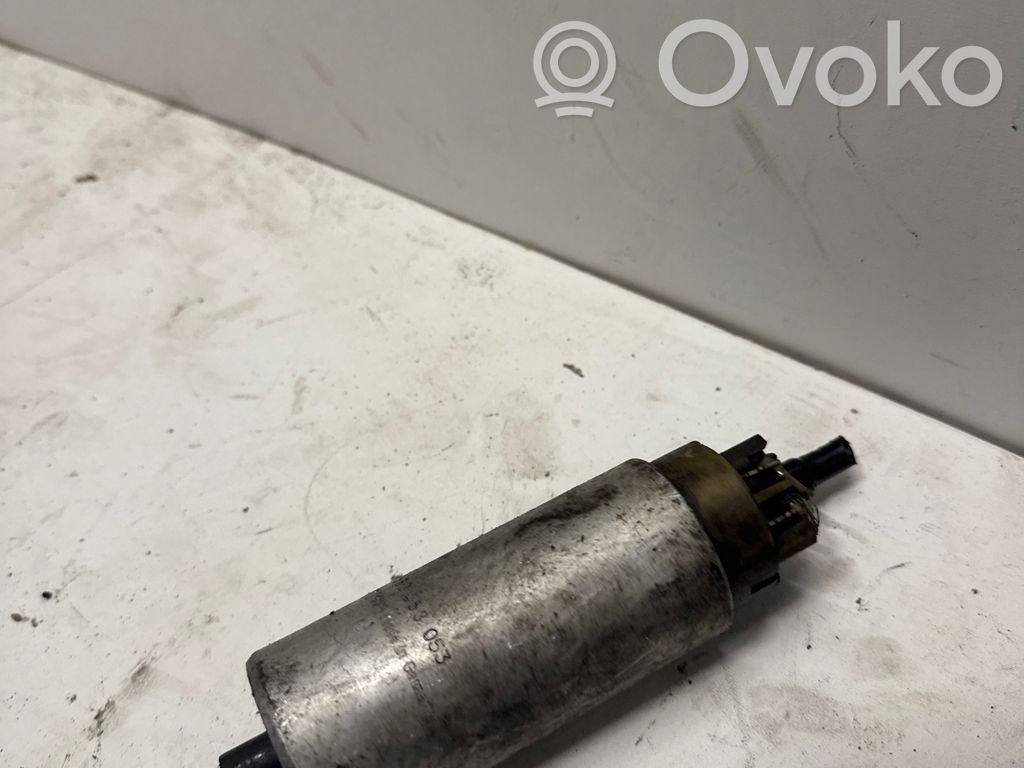 BMW 3 E46 Polttoainesäiliön pumppu 