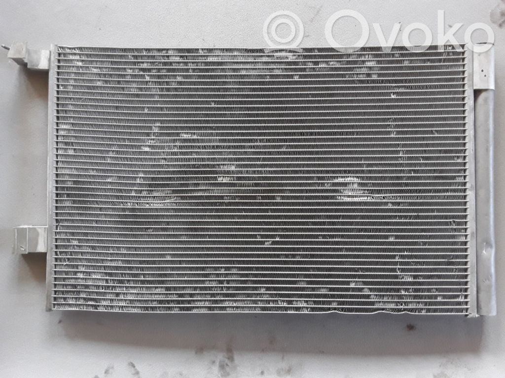 Jaguar XE Radiateur condenseur de climatisation 
