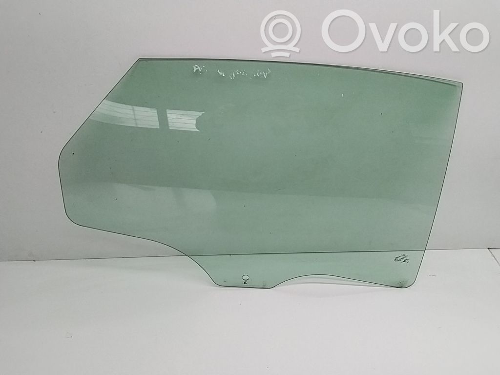 Ford Mondeo MK V Luna de la puerta trasera 