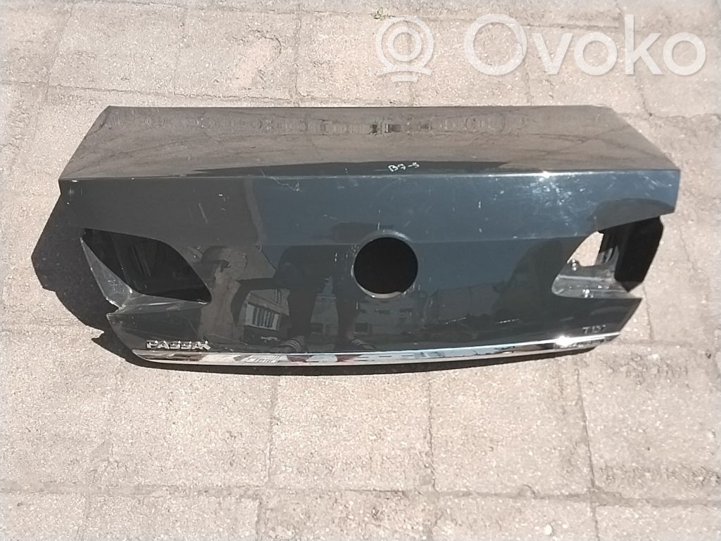 Volkswagen PASSAT B7 Tailgate/trunk/boot lid 