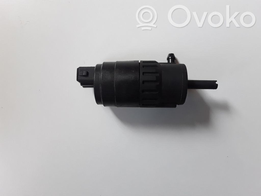 Windscreen/windshield washer pump   D283202