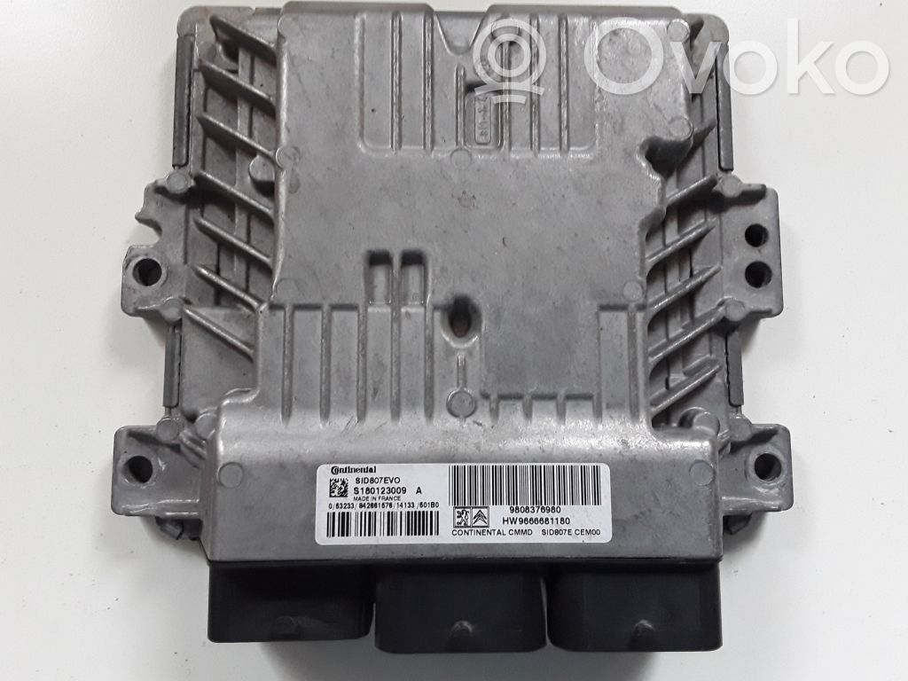 Citroen C4 II Picasso Engine control unit/module 