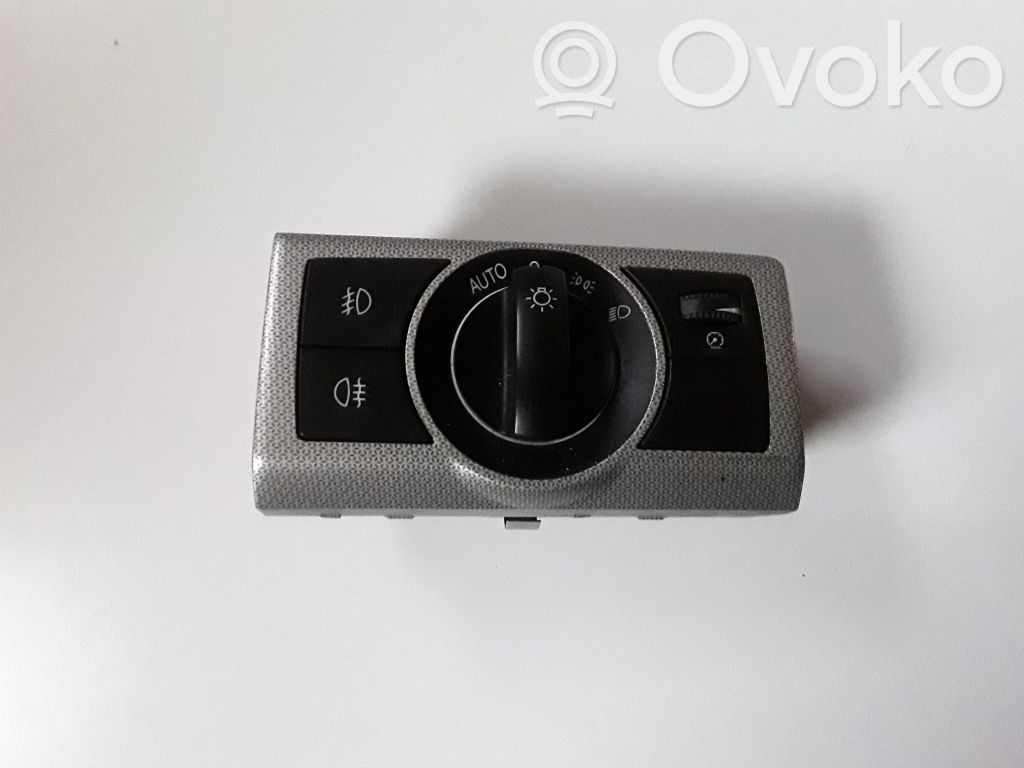 Opel Antara Light switch 