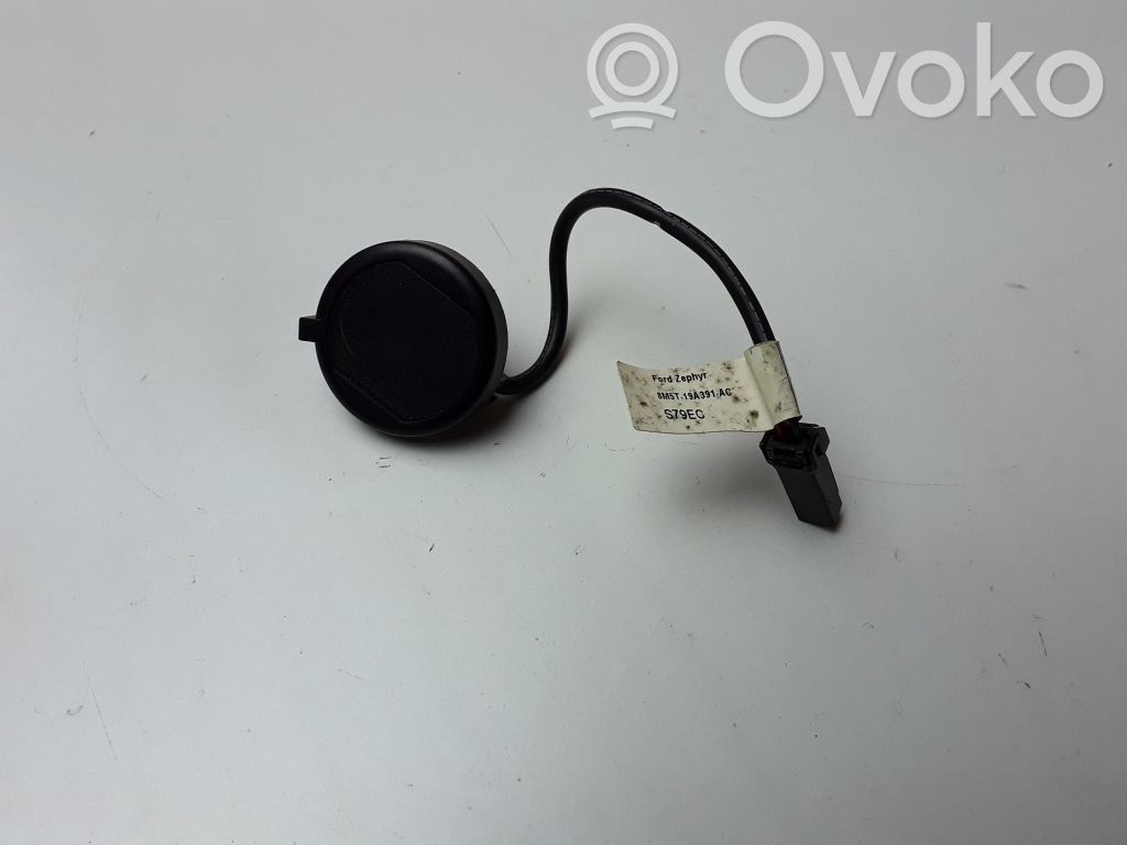 Micrófono (bluetooth/teléfono)   8M5T19A391AC