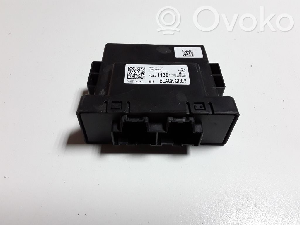 Opel Astra K Gateway control module 
