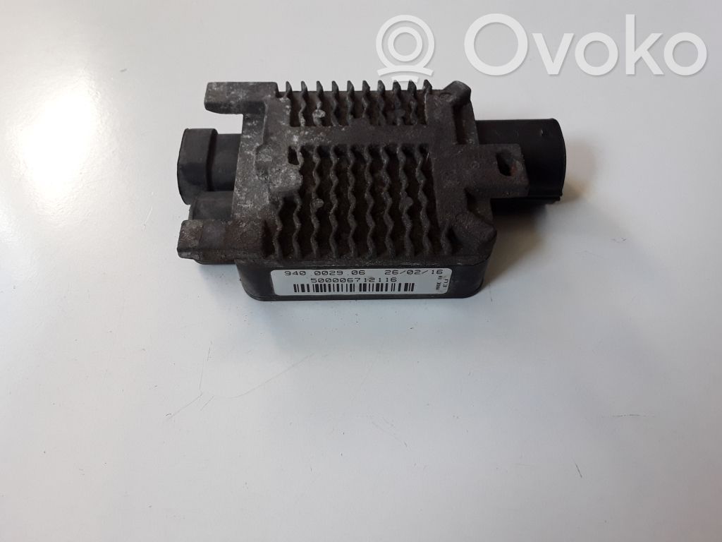Ford Focus Coolant fan relay 