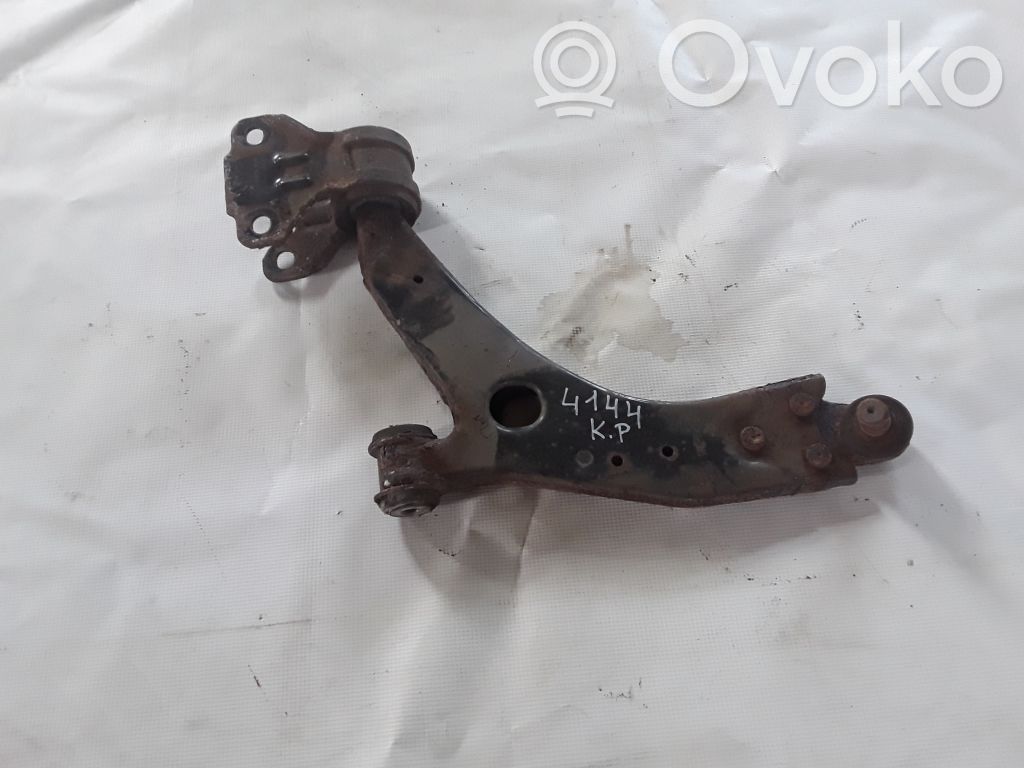 Ford Focus Front lower control arm/wishbone 