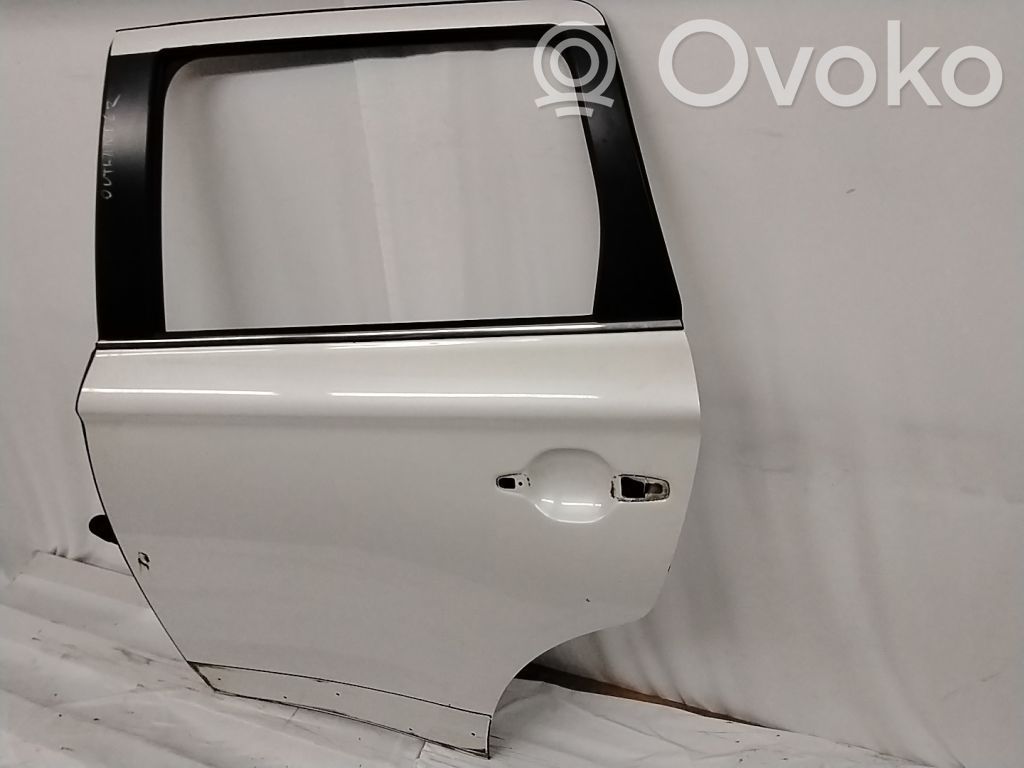 Mitsubishi Outlander Puerta trasera 