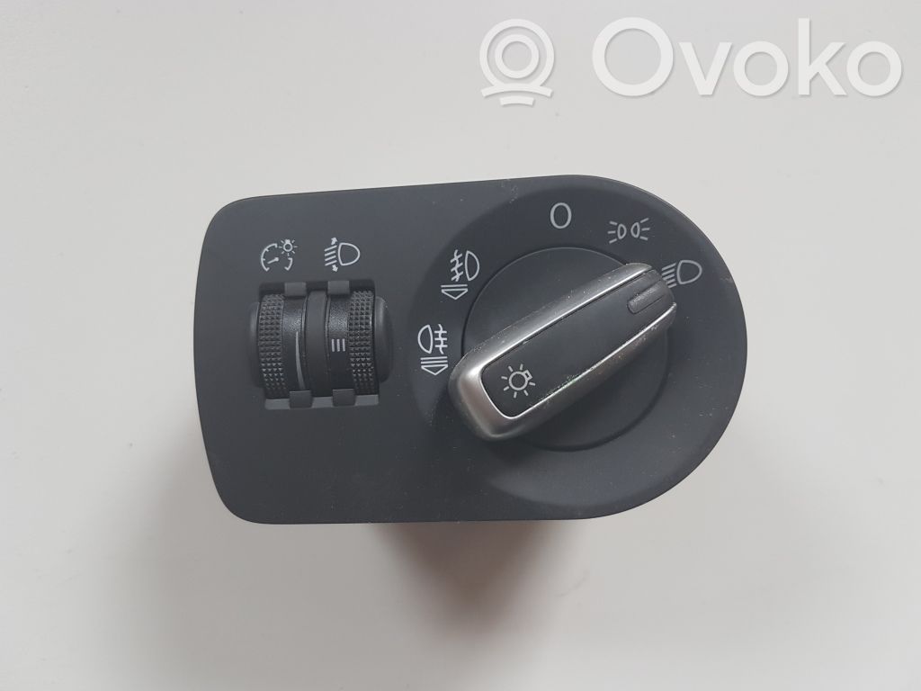 Audi A1 Light switch 