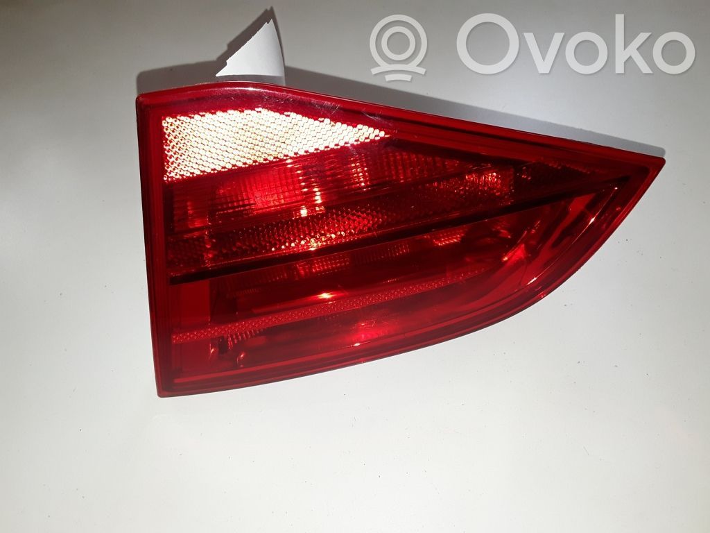 Audi A4 S4 B8 8K Aizmugurējais lukturis pārsegā 