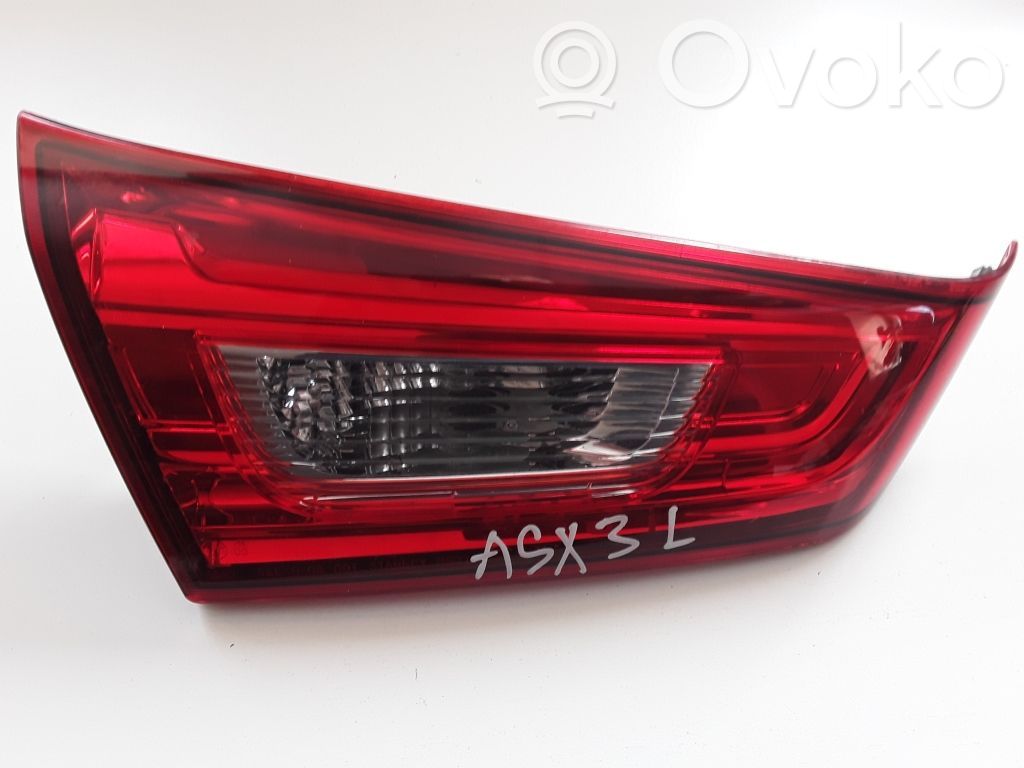 Mitsubishi ASX Aizmugurējais lukturis pārsegā 
