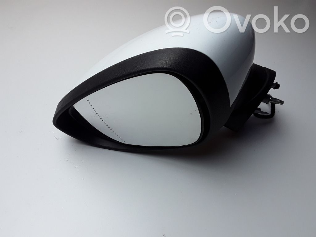 Ford Fiesta Front door electric wing mirror 