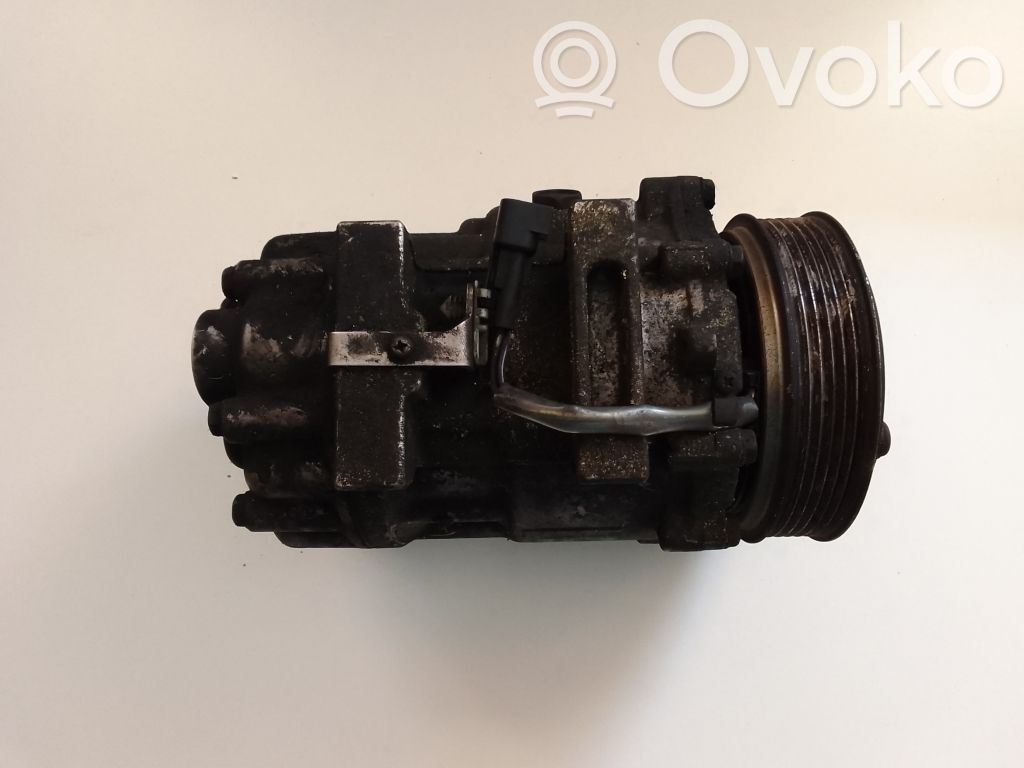 Volvo V50 Air conditioning (A/C) compressor (pump) 
