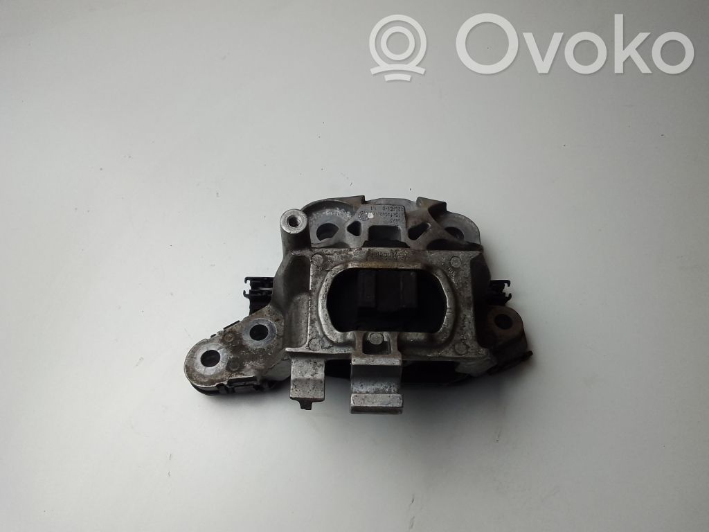 Opel Astra K Gearbox mount 