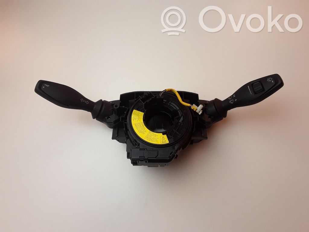 Ford Fiesta Commodo, commande essuie-glace/phare 