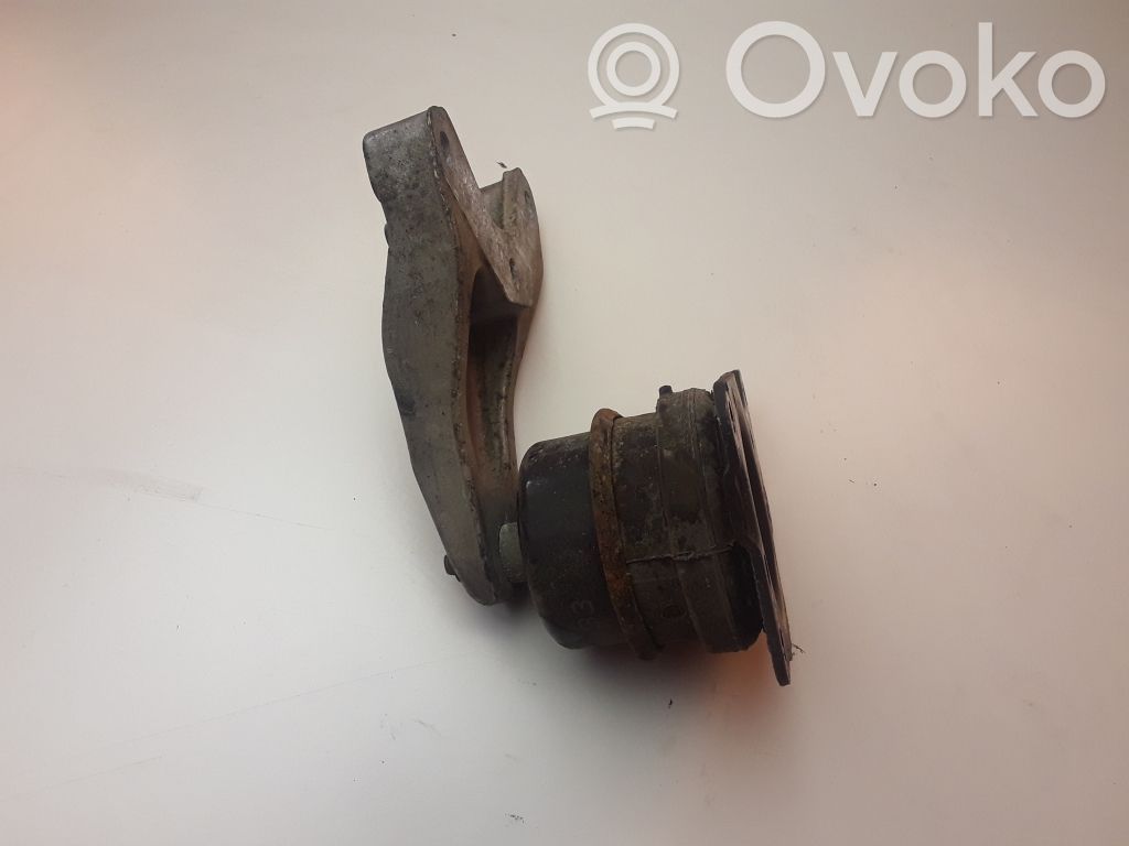 Volkswagen Polo V 6R Engine mounting bracket 
