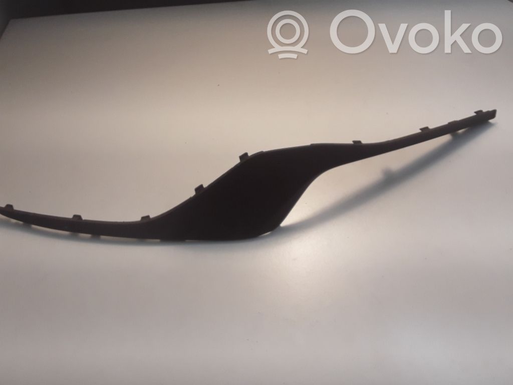 Volvo V40 Listón embellecedor del parachoques delantero 