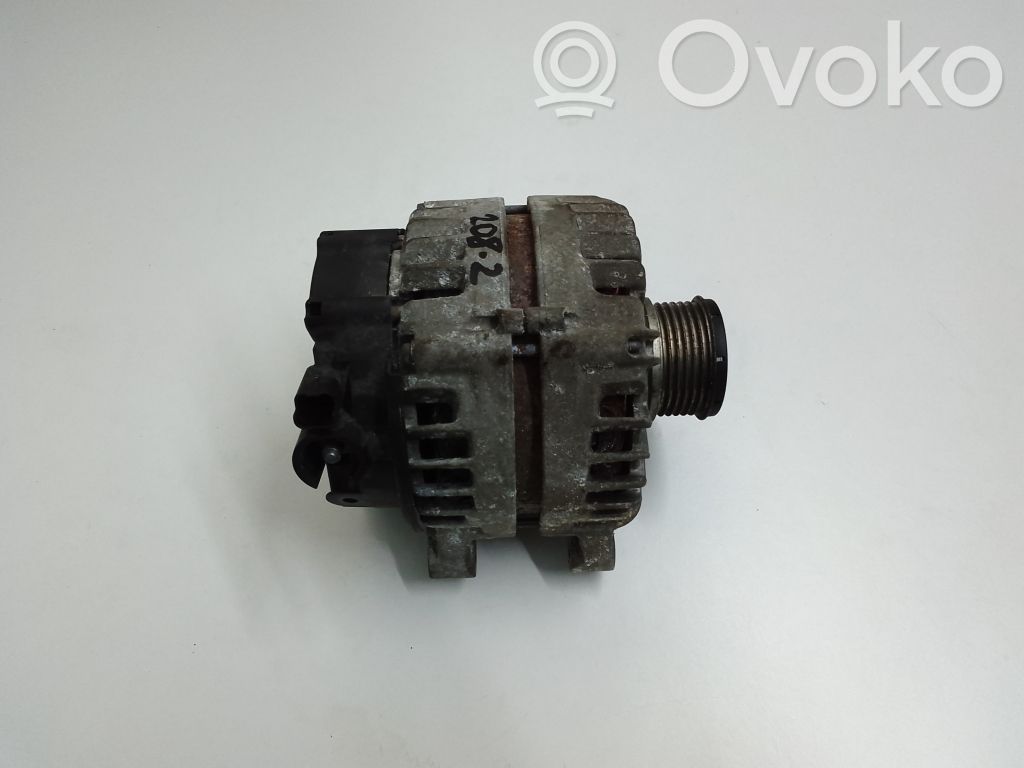 Peugeot 208 I Alternador 
