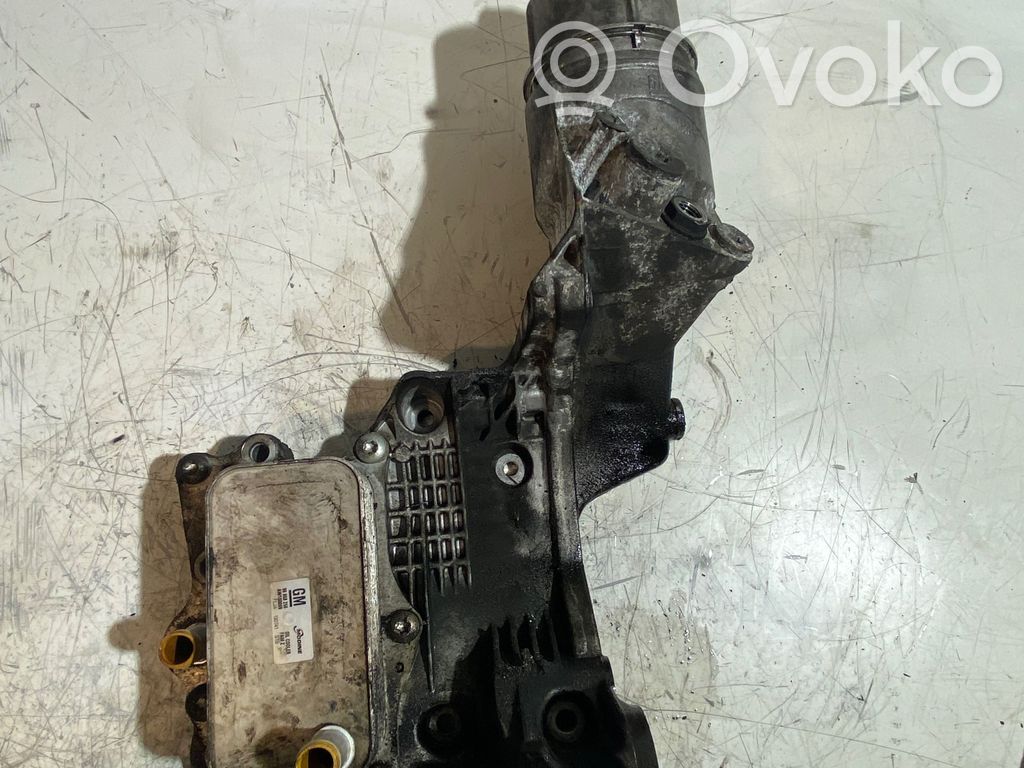Chevrolet Orlando Oil filter mounting bracket 