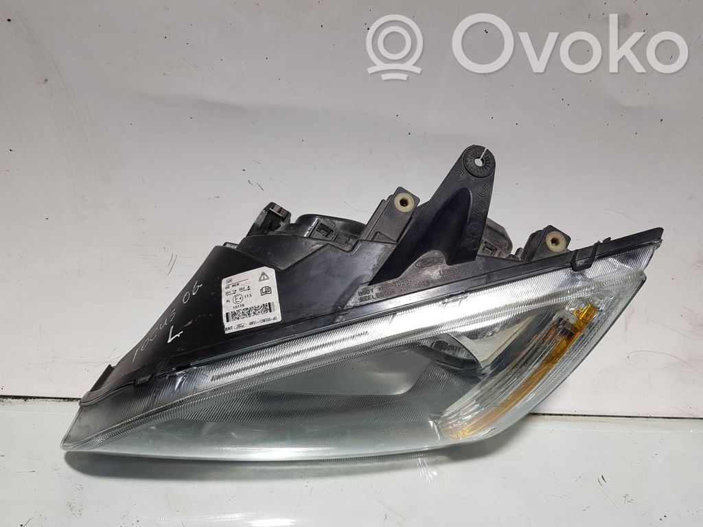 Ford Focus Scheinwerfer 
