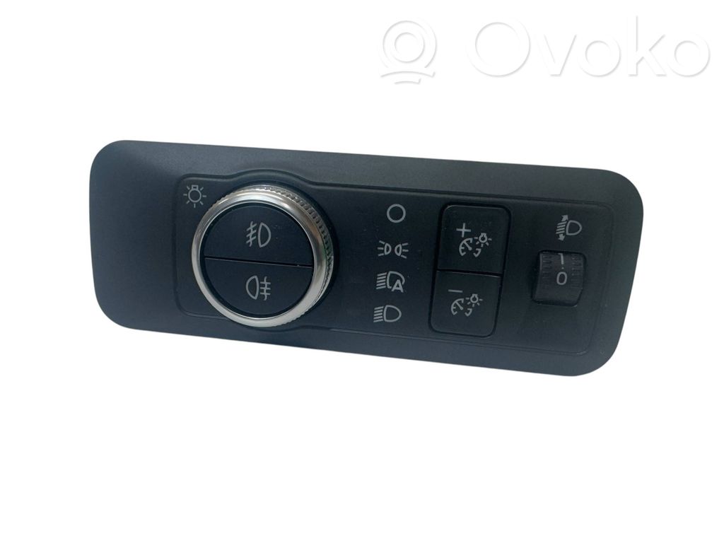 Ford Kuga III Light switch 