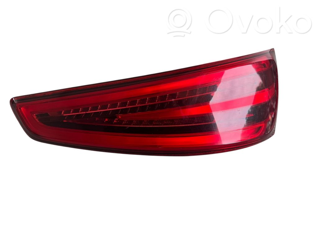 Audi Q3 8U Tailgate rear/tail lights 