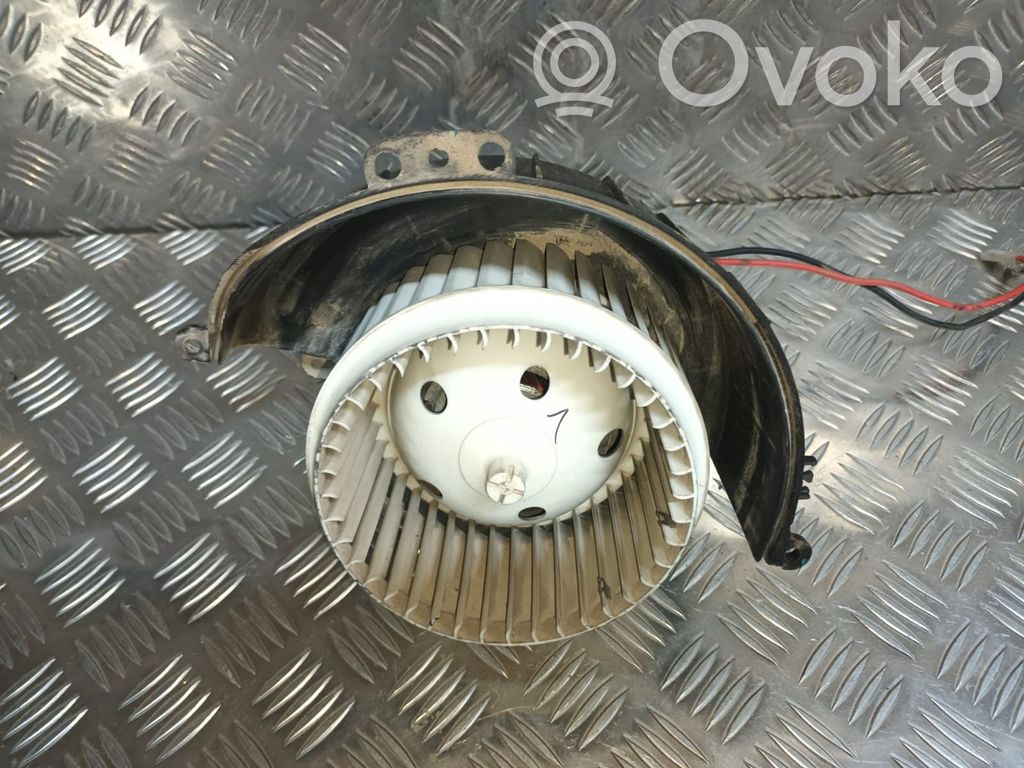Opel Astra H Ventilator aerotermă 