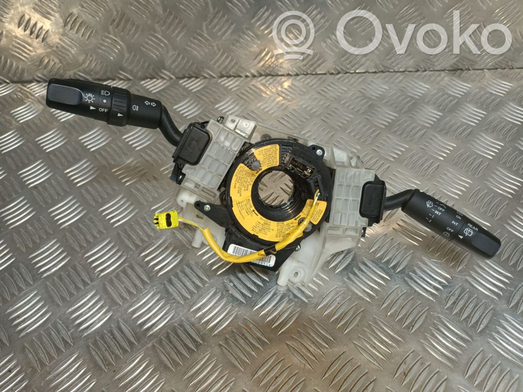 Mazda 3 I Commodo, commande essuie-glace/phare 
