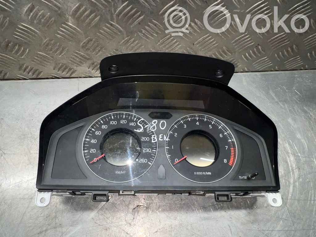 Volvo S80 Speedometer (instrument cluster) 