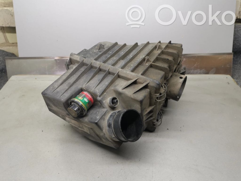Air filter box   YC159600DA