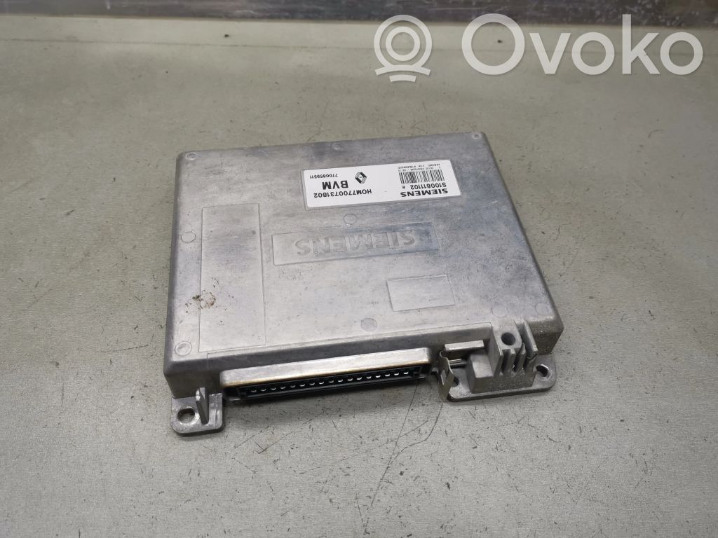 Renault 19 Engine control unit/module 