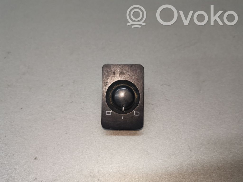 Wing mirror switch   4B0959551
