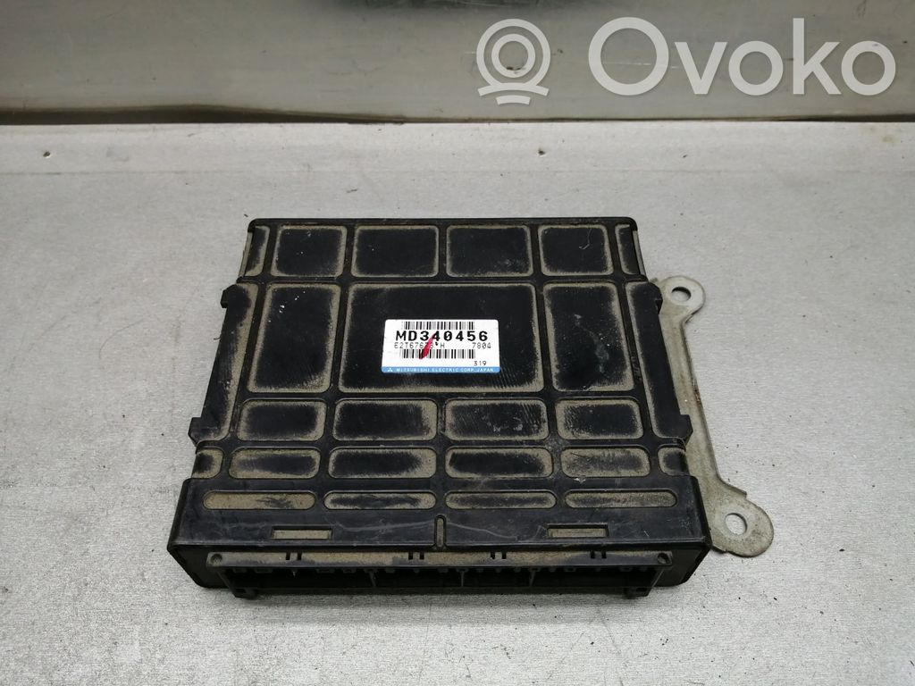 Engine control unit/module   E2T67673,MD340456