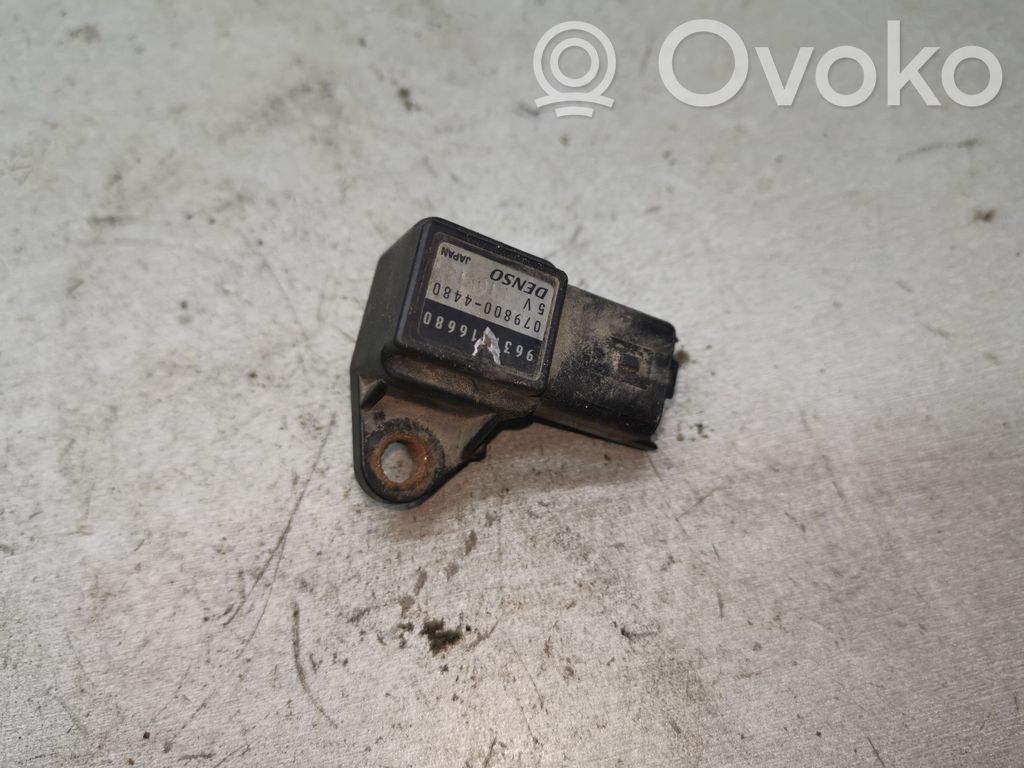 Air pressure sensor   0798004480