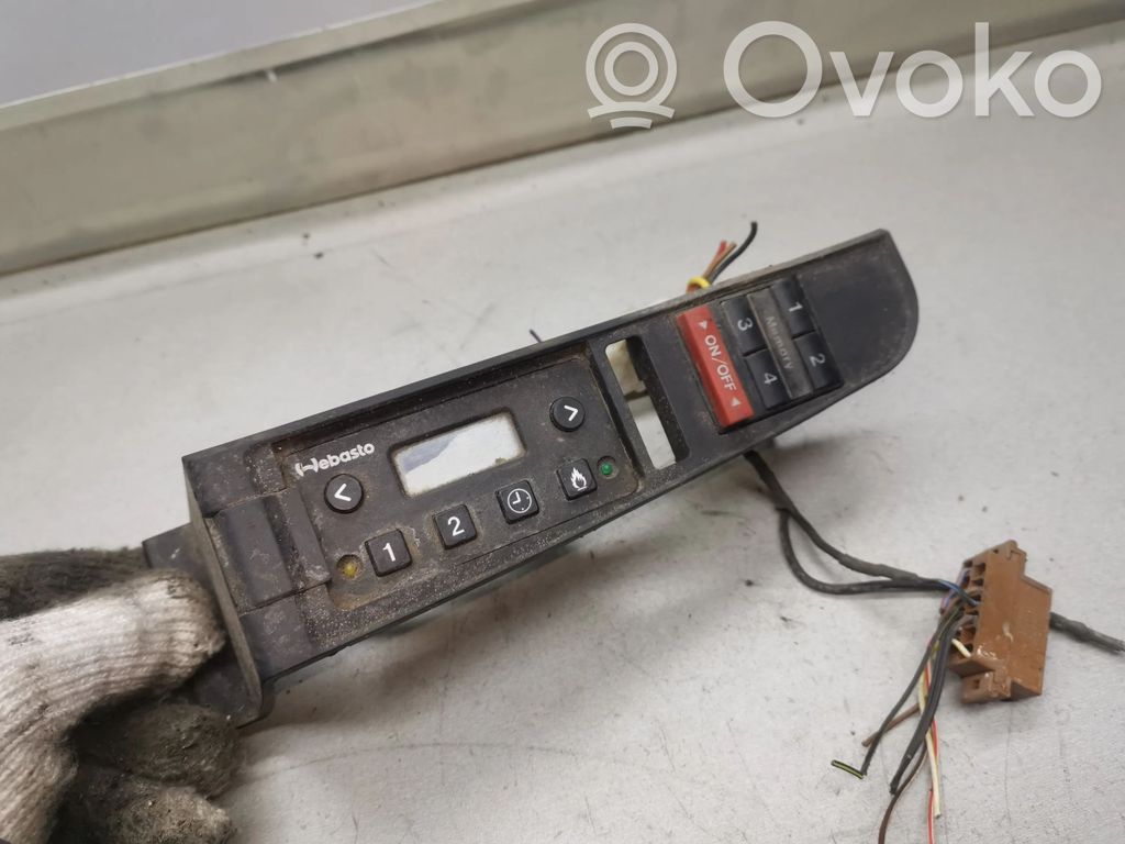 Audi 100 S4 C4 Auxiliary heating control unit/module 