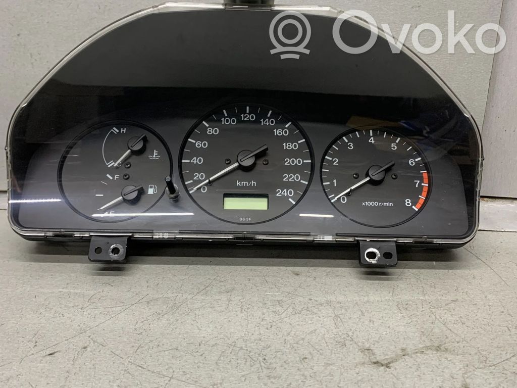 Mazda 323 F Tachimetro (quadro strumenti) 