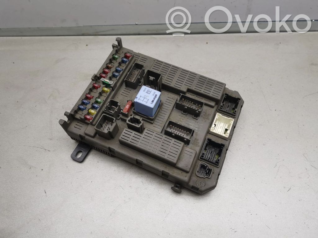Fuse module   9649301580