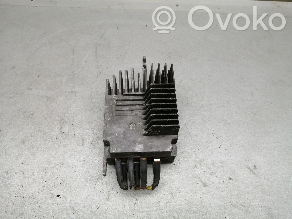 Audi A4 S4 B6 8E 8H Sterownik / Moduł wentylatorów 