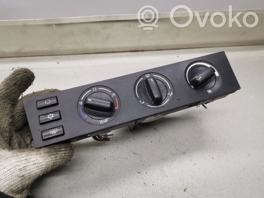 BMW 5 E39 Climate control unit 