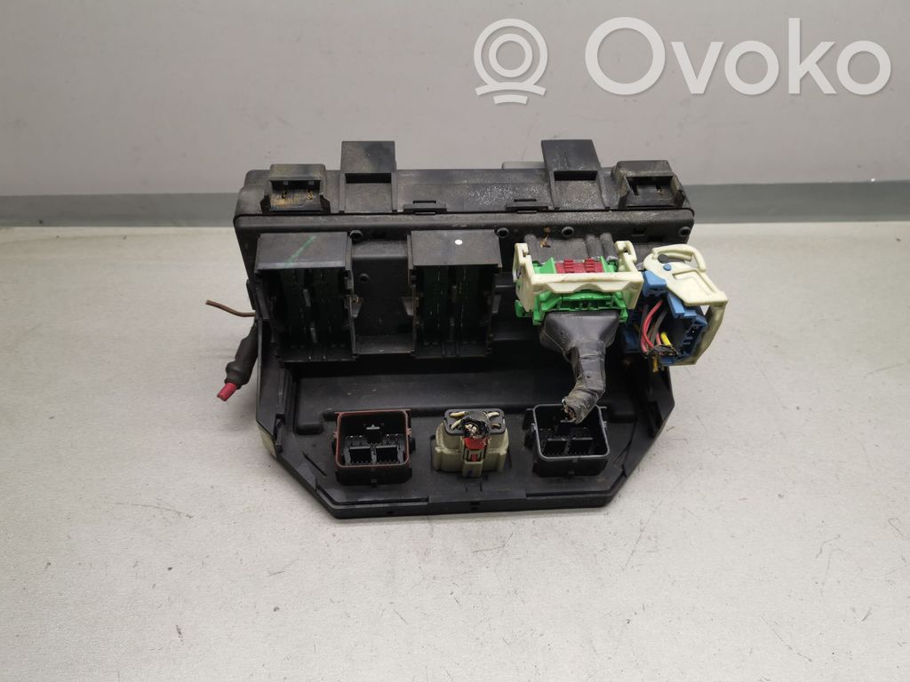 Fuse module   56049720AR,RTB09C04D6