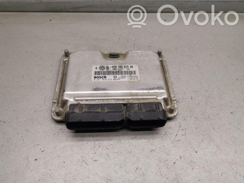Volkswagen Golf IV Engine control unit/module 
