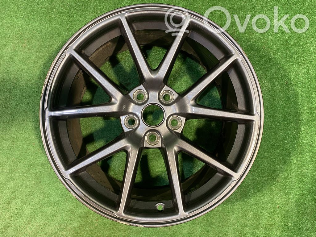 Tesla Model 3 Rueda de repuesto R18 
