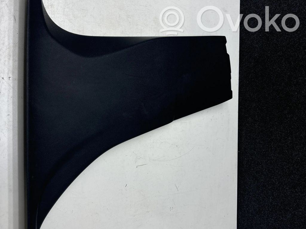 Volvo V40 (B) pillar trim (bottom) 