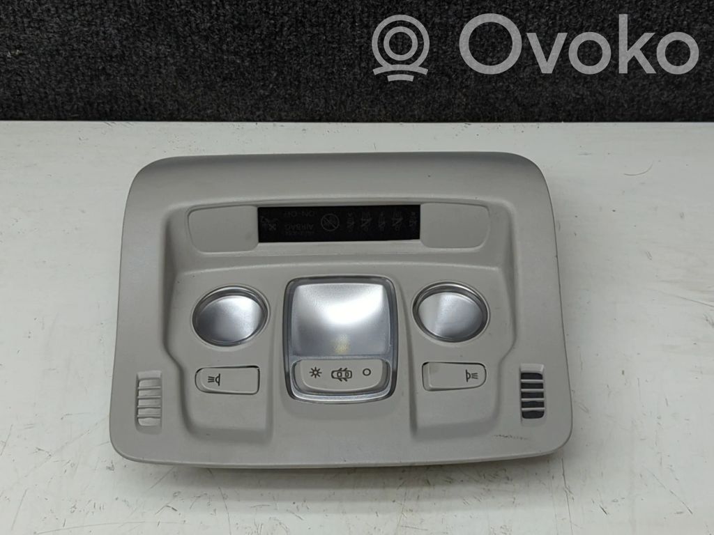 Citroen C3 Luz del asiento delantero 
